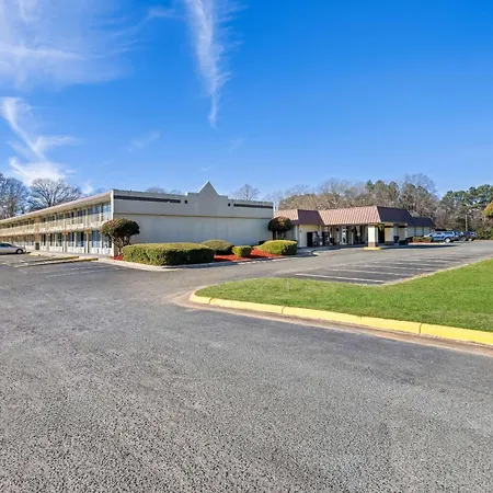 Relax Inn - Monroe